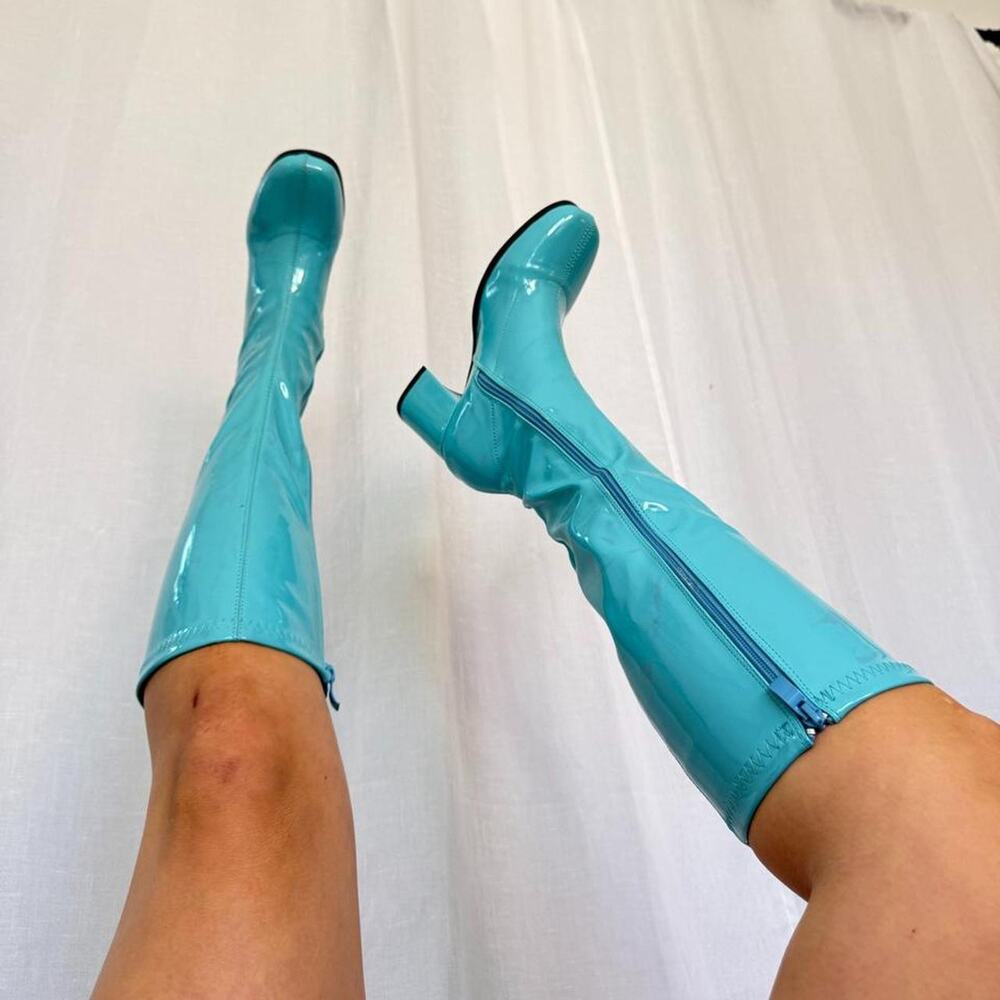 ✦ glossy aqua patent go-go boots ✦